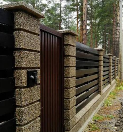 Заборные столбы и ограждения